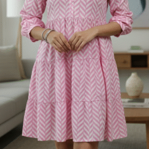 Pink Chevron Print Tiered Short Dress for Women | V-Neck Casual A-Line Dress