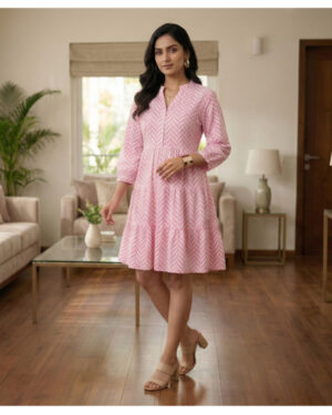 Pink Chevron Print Tiered Short Dress for Women | V-Neck Casual A-Line Dress